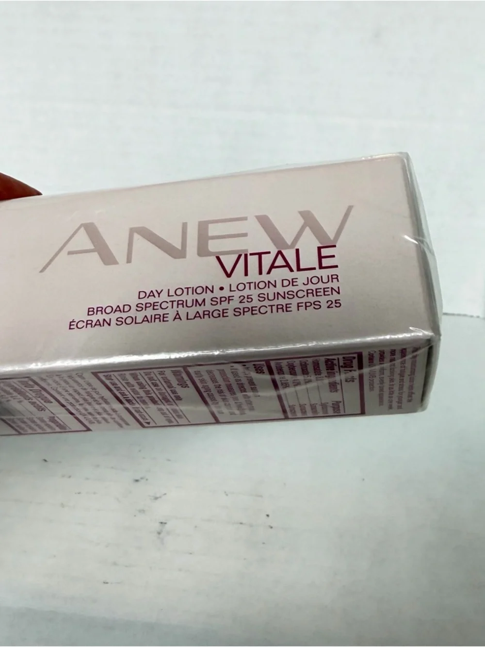 NIB Discontinued Avon Anew Vitale Day Lotion 1.7 oz SPF 25 Moisturizer Face - Picture 3 of 10